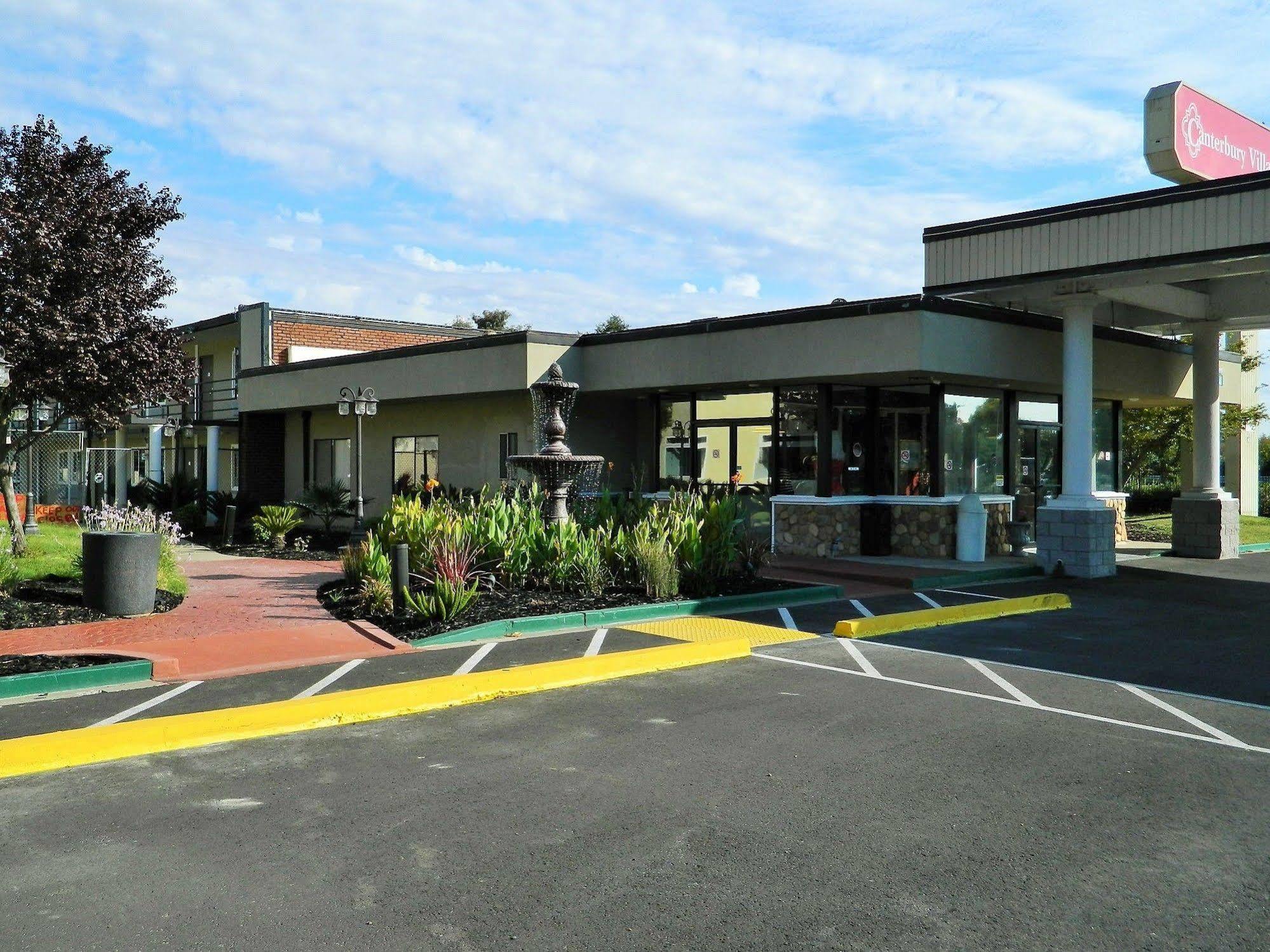 Surestay Plus Hotel By Best Western Sacramento Cal Expo Exterior foto